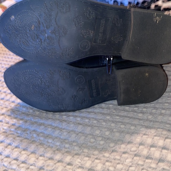 STEVE MADDEN BLACK FRINGE TALL KNEE HIGH BOOTS - Picture 6 of 7